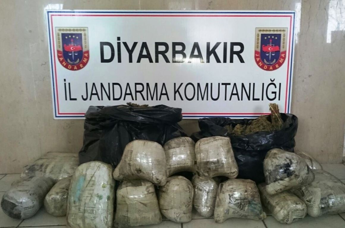 Diyarbakır’da 46 kilo 970 gram esrar ele geçirildi